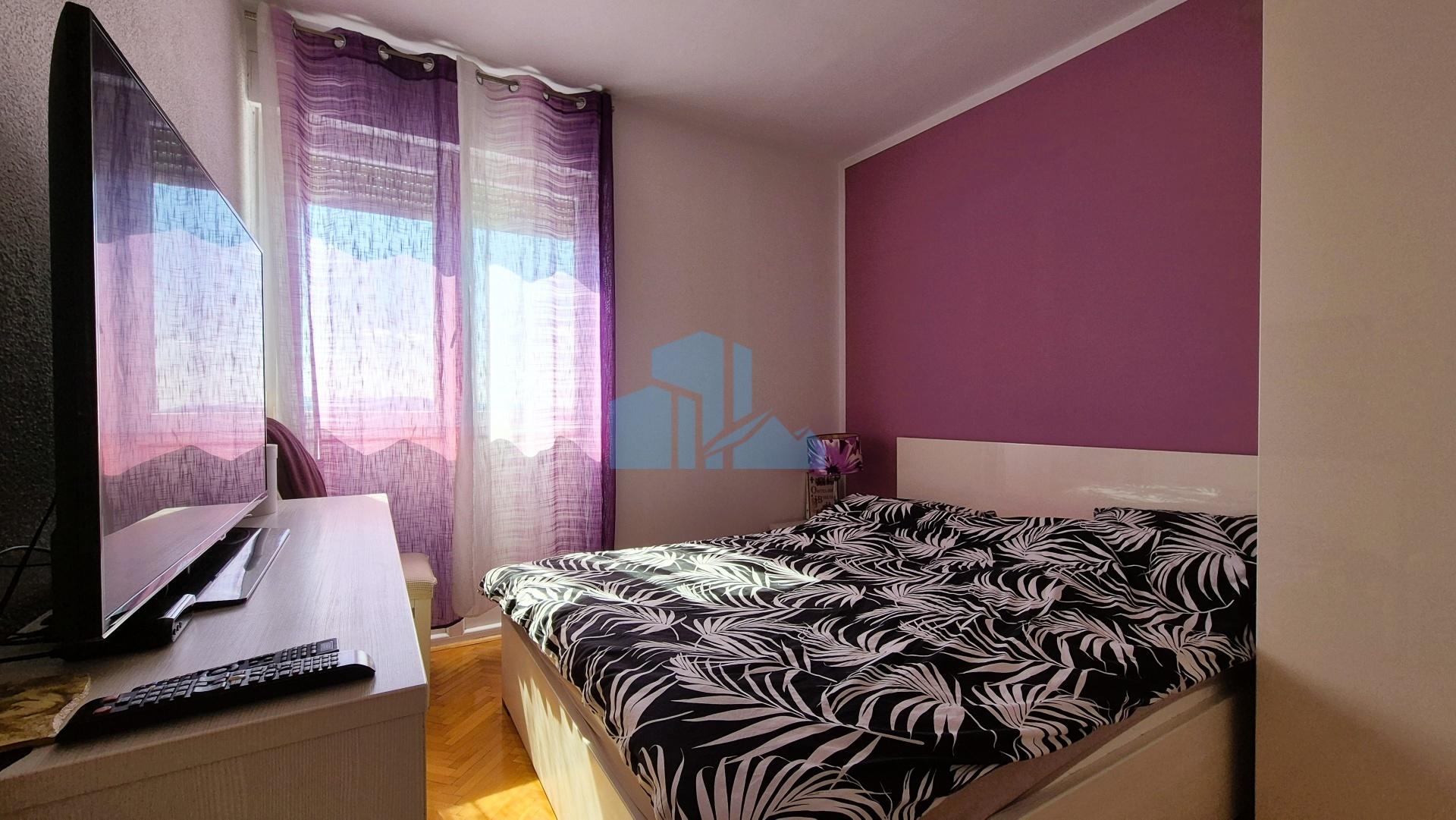 Šibenik – Baldekin - Kompletno renoviran i opremljen stan 51 m²